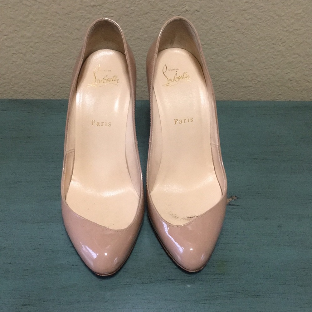Christian Louboutin nude heels